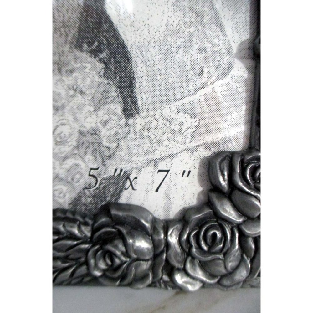 NWOT WESTON GALLERY PICTURE PHOTO FRAME  5x7 HEAVY METAL - Picture 2 of 3